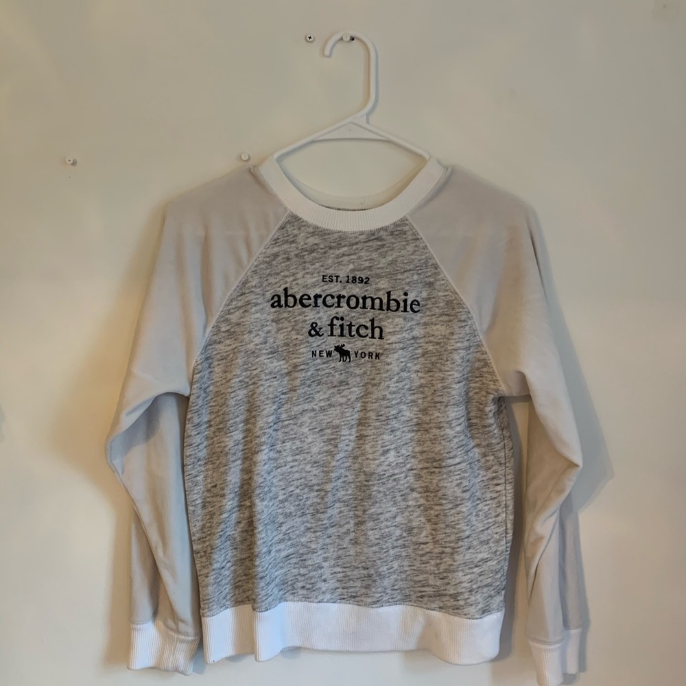 Abercrombie gray and white sweater